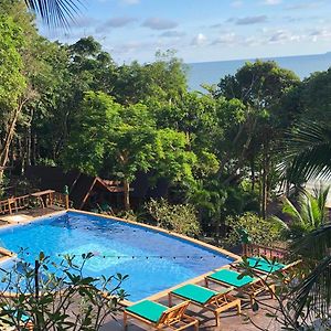 Koh Jum Ocean Beach Resort